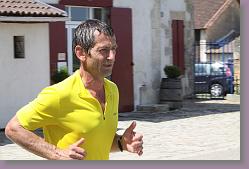 Marathon de Sauternes 02 286 * 679 x 453 * (87KB)